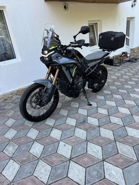 CF MOTO MT450 2025 multe accesorii