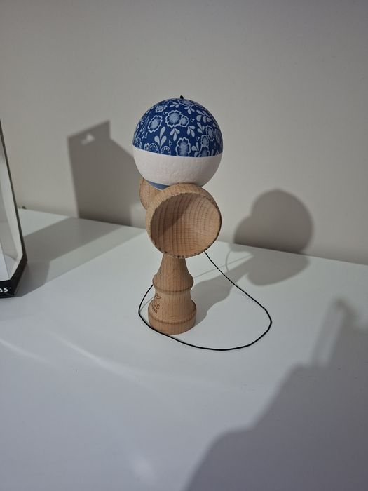 Kendama Lotus Bloom Antiskid V2