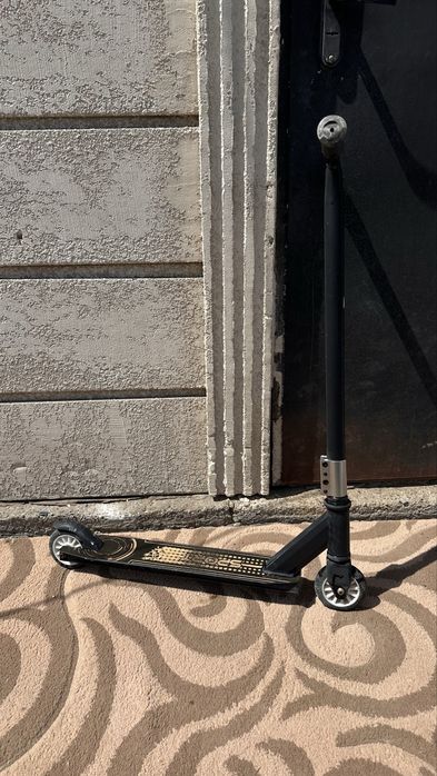 Продам самокат металический