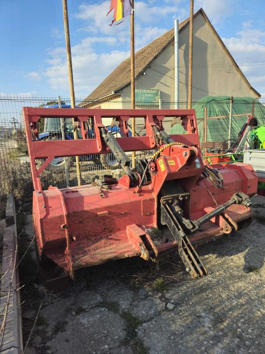 Mecomag | Tocator forestier Ahwi FM700-250 - Utilizat
