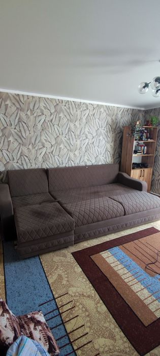 Продам диван длинна 3 метра