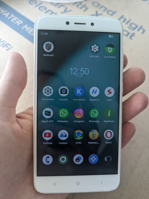 Redmi 4X 3/32gb android 16