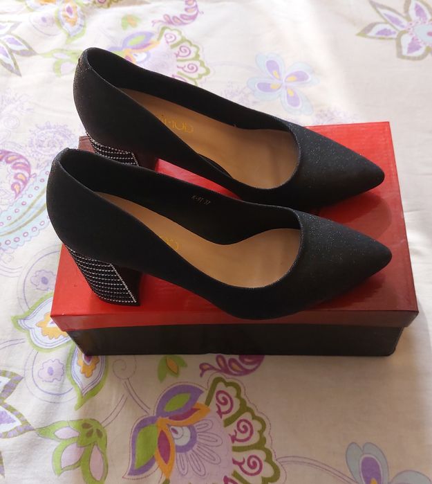 Новые туфли 37-размер