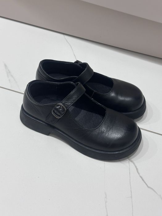 Продам лоферы для девочки