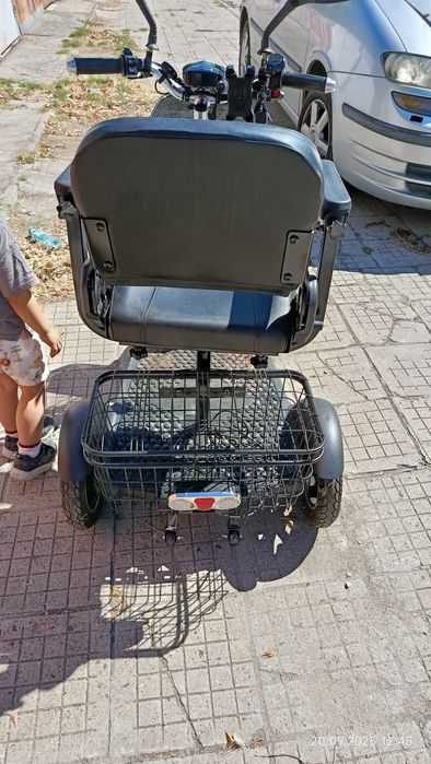 Електрическа триколка Bullmax H1 Lux