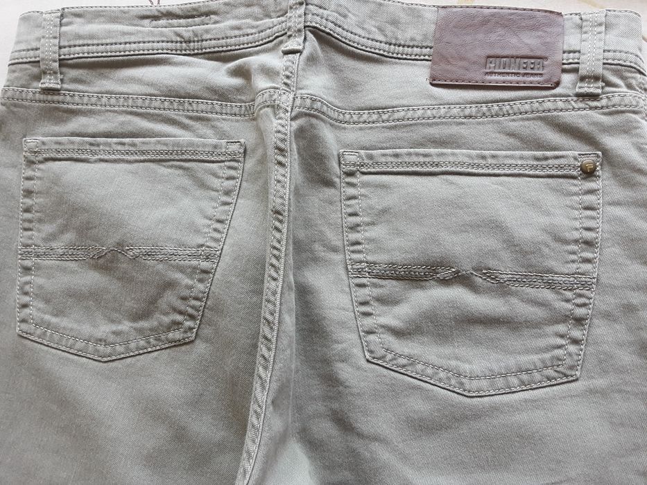 Дамски ластични дънки