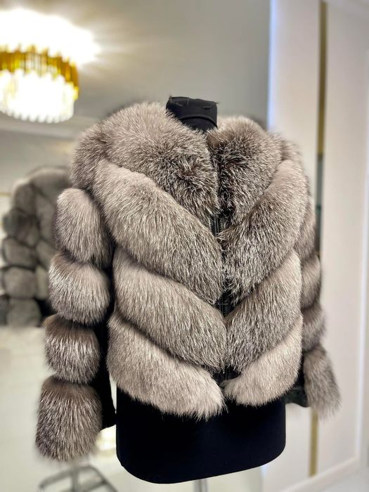 Blană naturală de vulpe argintie