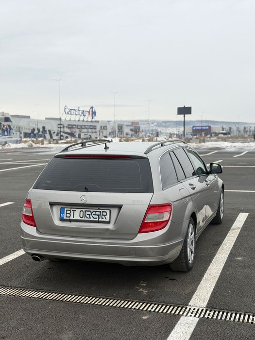 Vând Mercedes c220 cdi