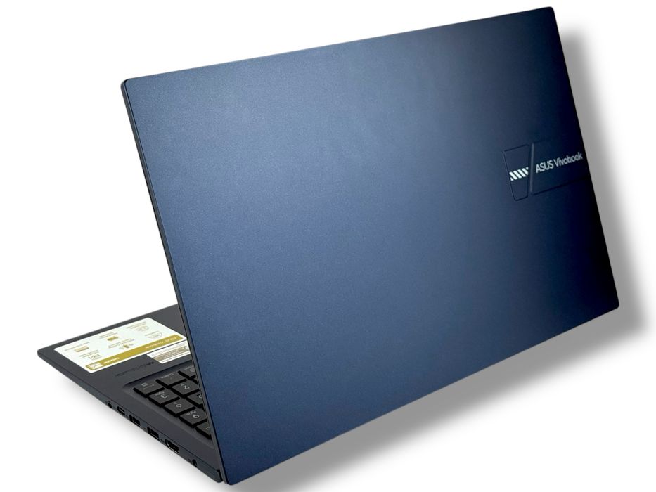 НОВ! ASUS Vivobook 15 Full HD Ryzen 5 7430U 16RAM 1TB SSD AMD Radeon