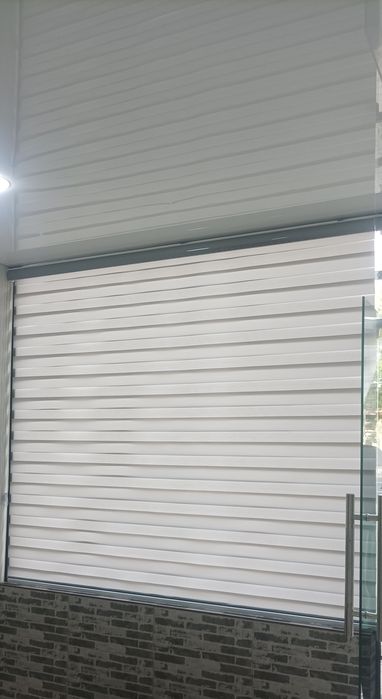 Продается жалюзи серого цвета