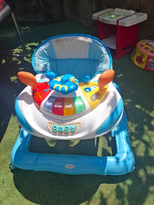 Продава се Проходилка