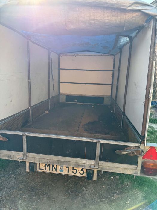Vand remorca 800 kg cu sistem de franare