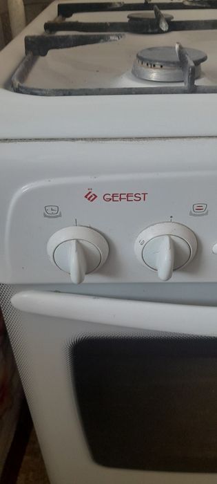 Срочно! Продам газплиту Гефест