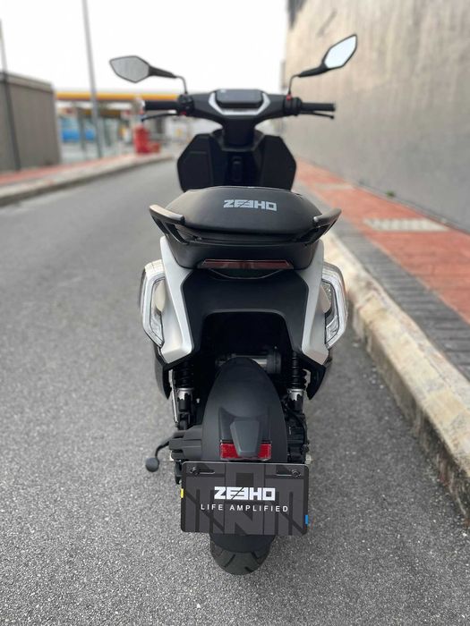 Scuter electric CF Moto ZEEHO AE8S+ garantie