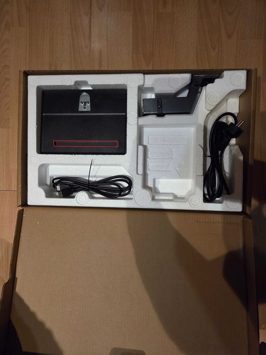 Монитор 21.5" Lenovo ThinkVision S22e-20 - 2 броя, или по отделно