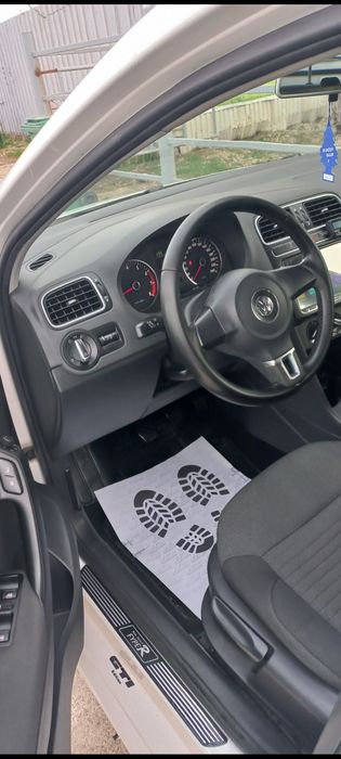 Volkswagen Polo.12 M P I