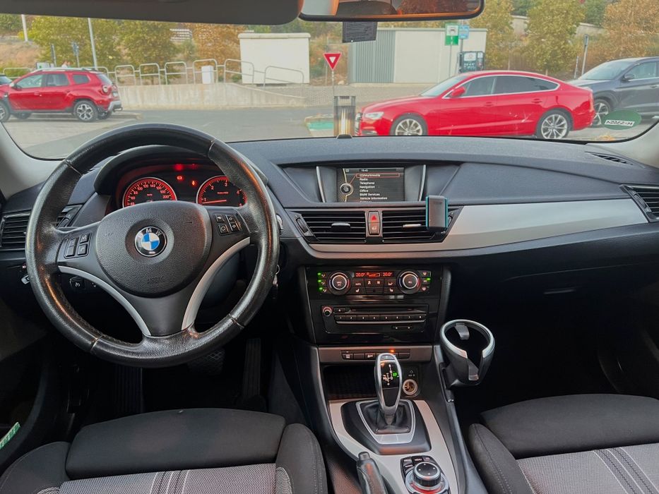BMW X1 2012 — imagine 3