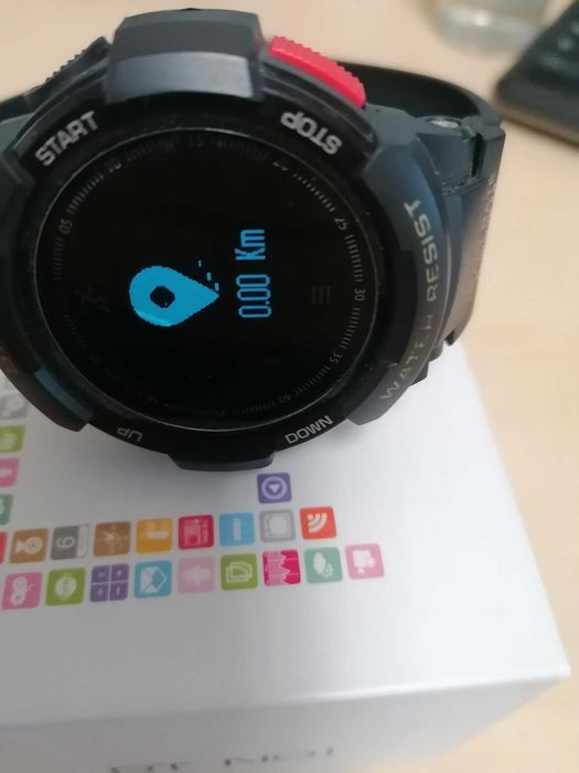 Смарт часовник Smartwatch F6