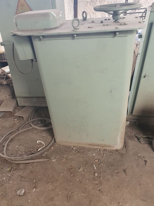 Мотор маслиний 90ли