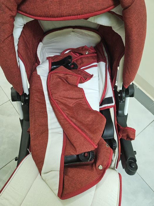 Продам детскую коляску