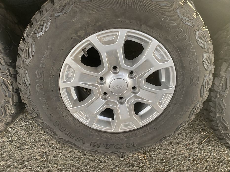 Ford Ranger 255/70/16