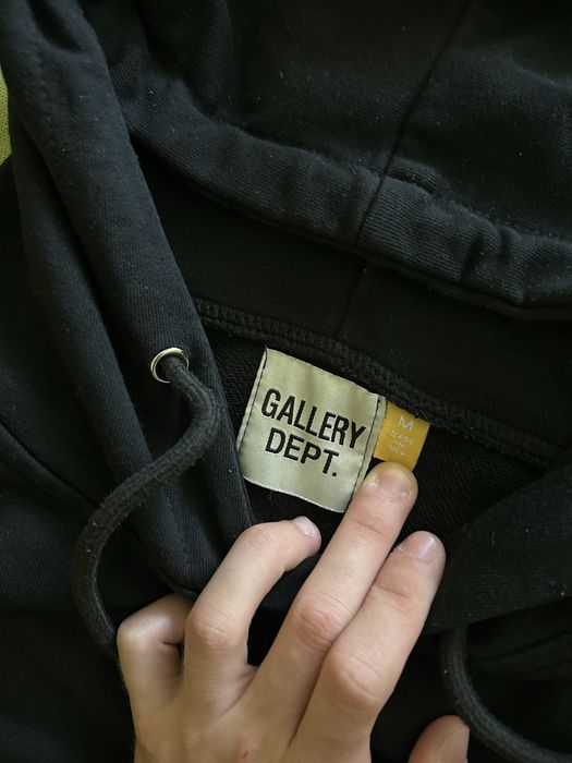 Gallery dept size:M black hoodie