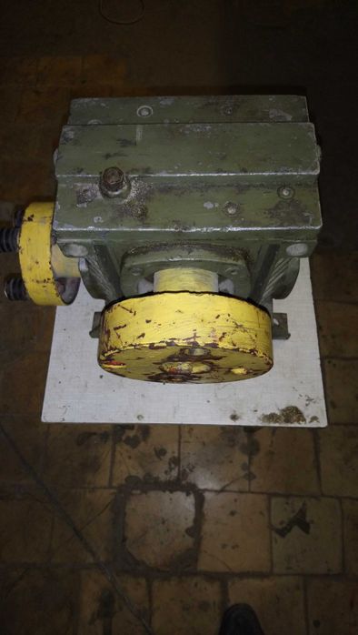 Новый червячный редуктор 40:1, Янги червякли редуктор