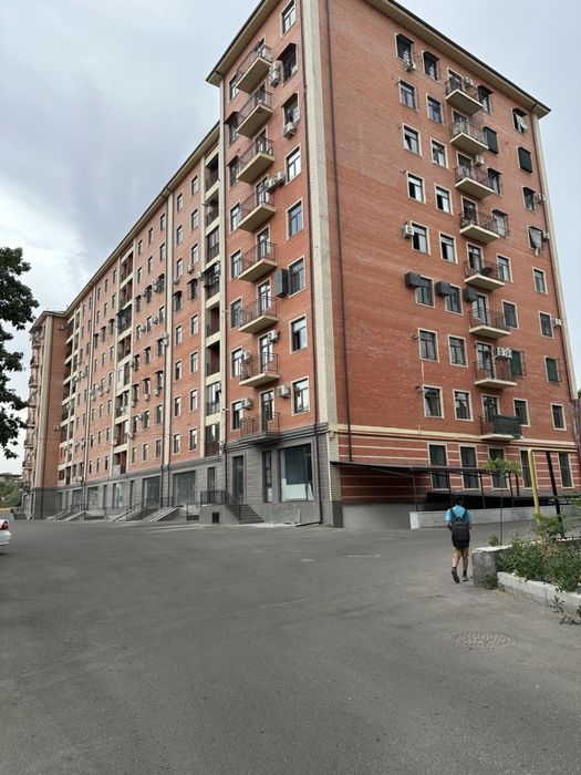 Продаются парковки в жк Guncha uylari! Напротив Versal