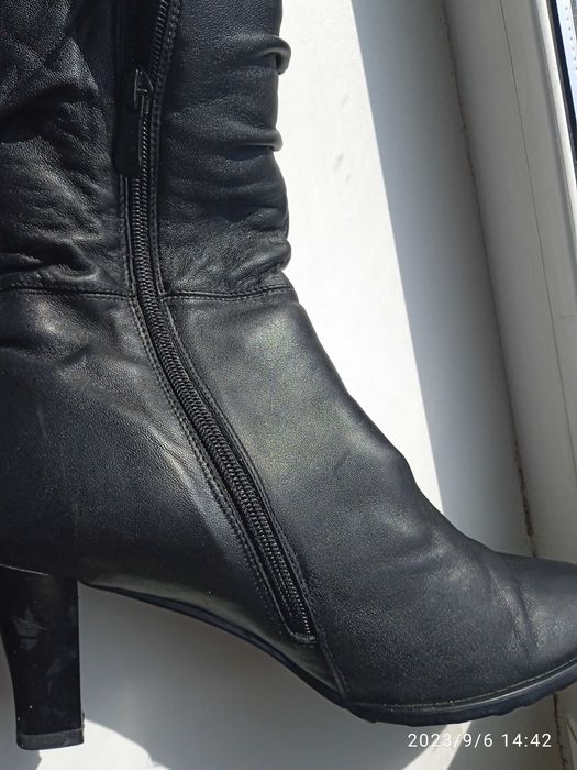 продам сапоги жен