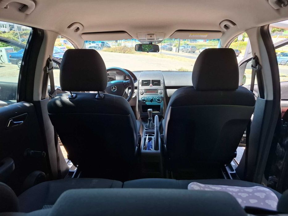 Продавам Mercedes-Benz A 180