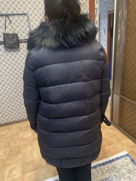 Продам женскую куртку