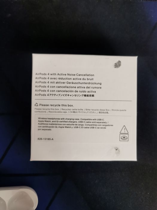 AirPods 4  (ANC)