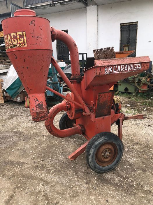 Moara la cardan cu ciclon