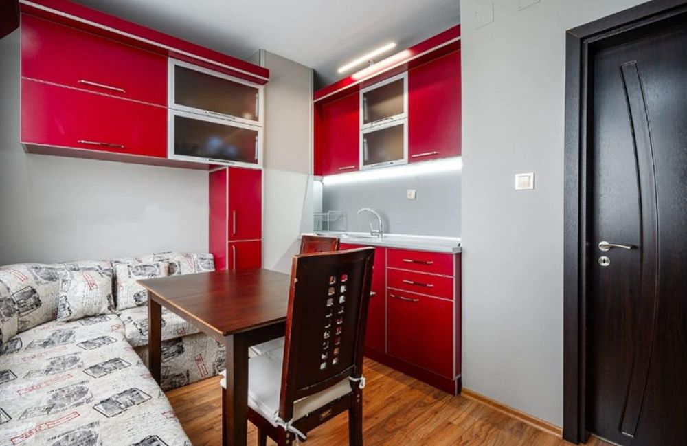 Дава се под наем Двустаен апартамент в Пловдив, Христо Смирненски - 65 кв.м за 450 € - Снимка #2