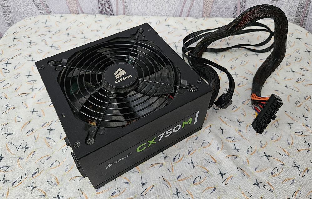 Захранване Corsair [CX750M] - 750W