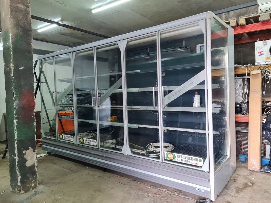 Хладилна витрина с вратички Linde