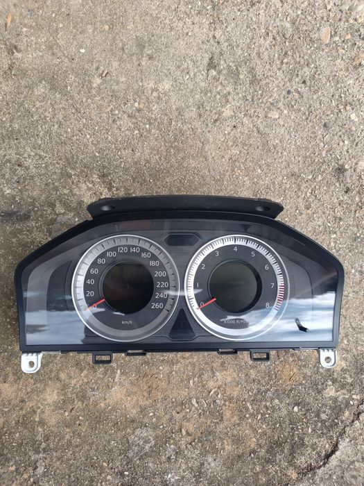 Километраж табло Volvo S80