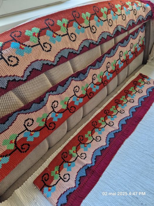 Draperii traditionale cusute manual