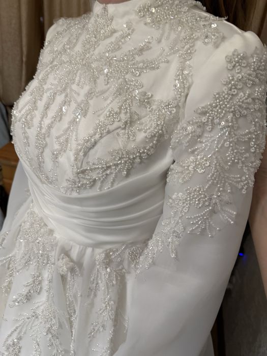 Свадебное платье (закрытое)