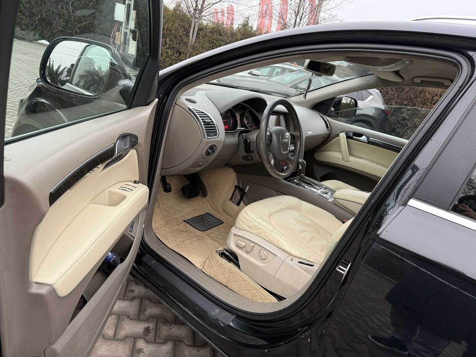 Vand q7 3.0d 2007 in stare foarte buna