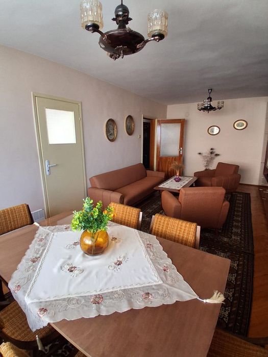 Продава се Тристаен апартамент в Габрово, Център - 98 кв.м за 1327 €/кв.м - Снимка #3