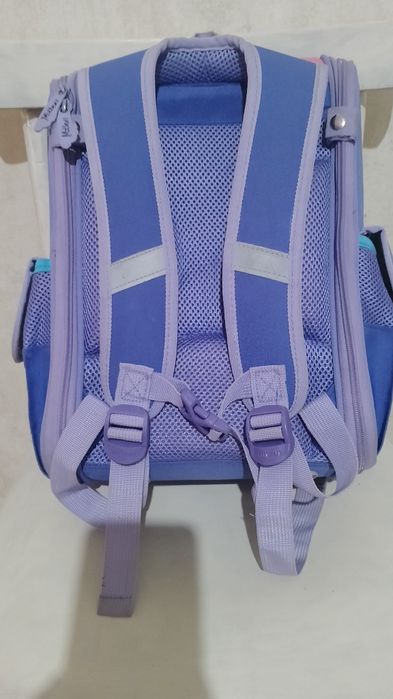 Рюкзак школьный.