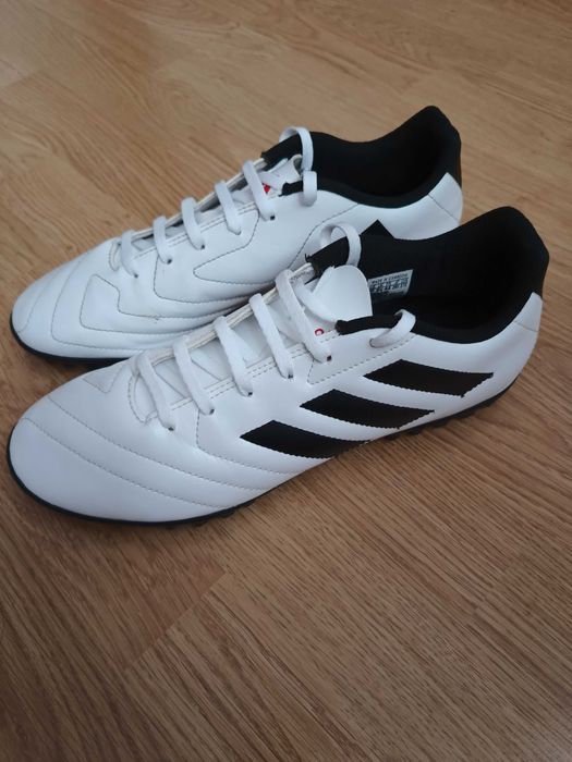 Обувки за футбол - Adidas