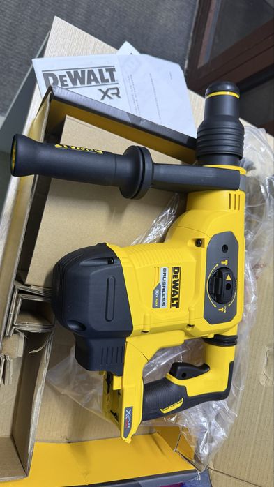 Новый DEWALT DCH 481 SDS MAX FlexVolt