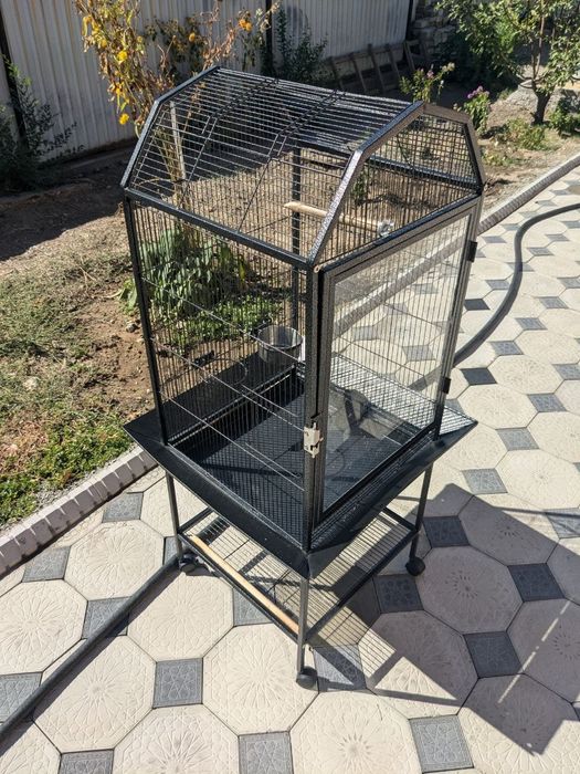 Клетка для птиц (попугаев), металл