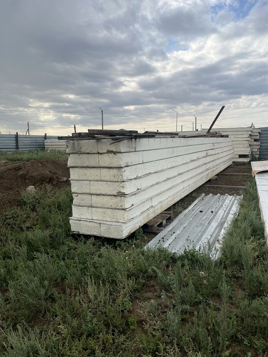 Продам сенгвич панели б.у