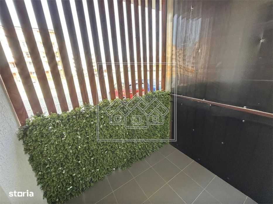 Ap decomandat, cu 3 camere, 2 bai - Zona Henri Coanda