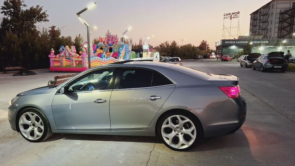 BMW R20 DISKA ORIGINAL sotiladi 600$ Malibu 1 Malibu 2ga tushadi