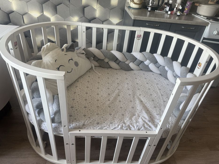 Продам детскую кровать трансформер