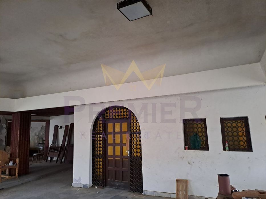 Продава се Магазин в с. Гроздьово, Област Варна - 985 кв.м за 102 €/кв.м - Снимка #11